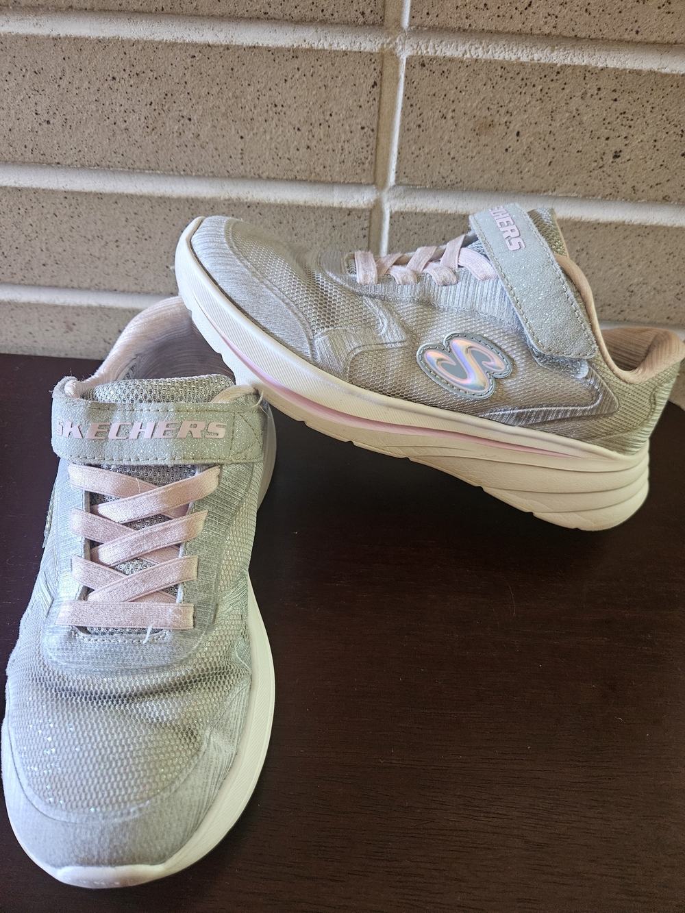 Skechers | Girls | Size 2 | Light Pink and Silver | Shoes | Sneakers